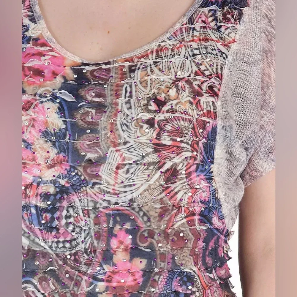 Buckle Daytrip Floral Sequin Top Vintage Rose Graphic Tee Medium M - Picture 3 of 11